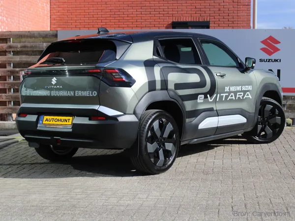 Suzuki e Vitara, foto 2