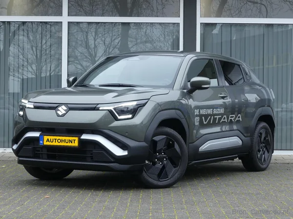 Suzuki e Vitara, foto 2
