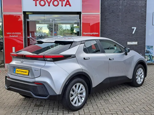 Toyota C-HR, foto 2